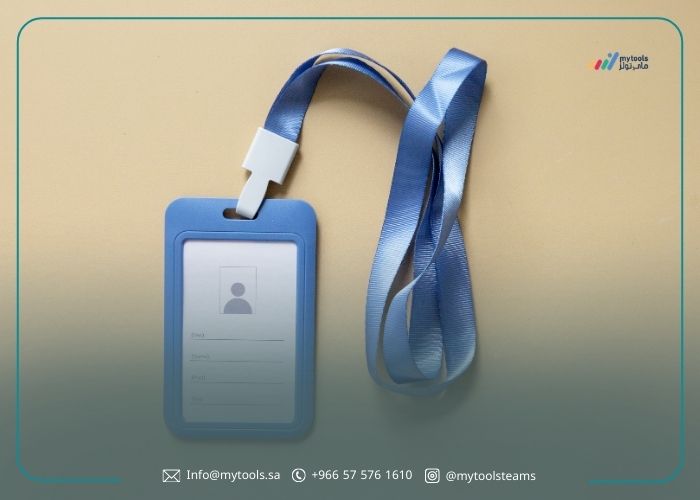 بطاقات تعريف الموظفين